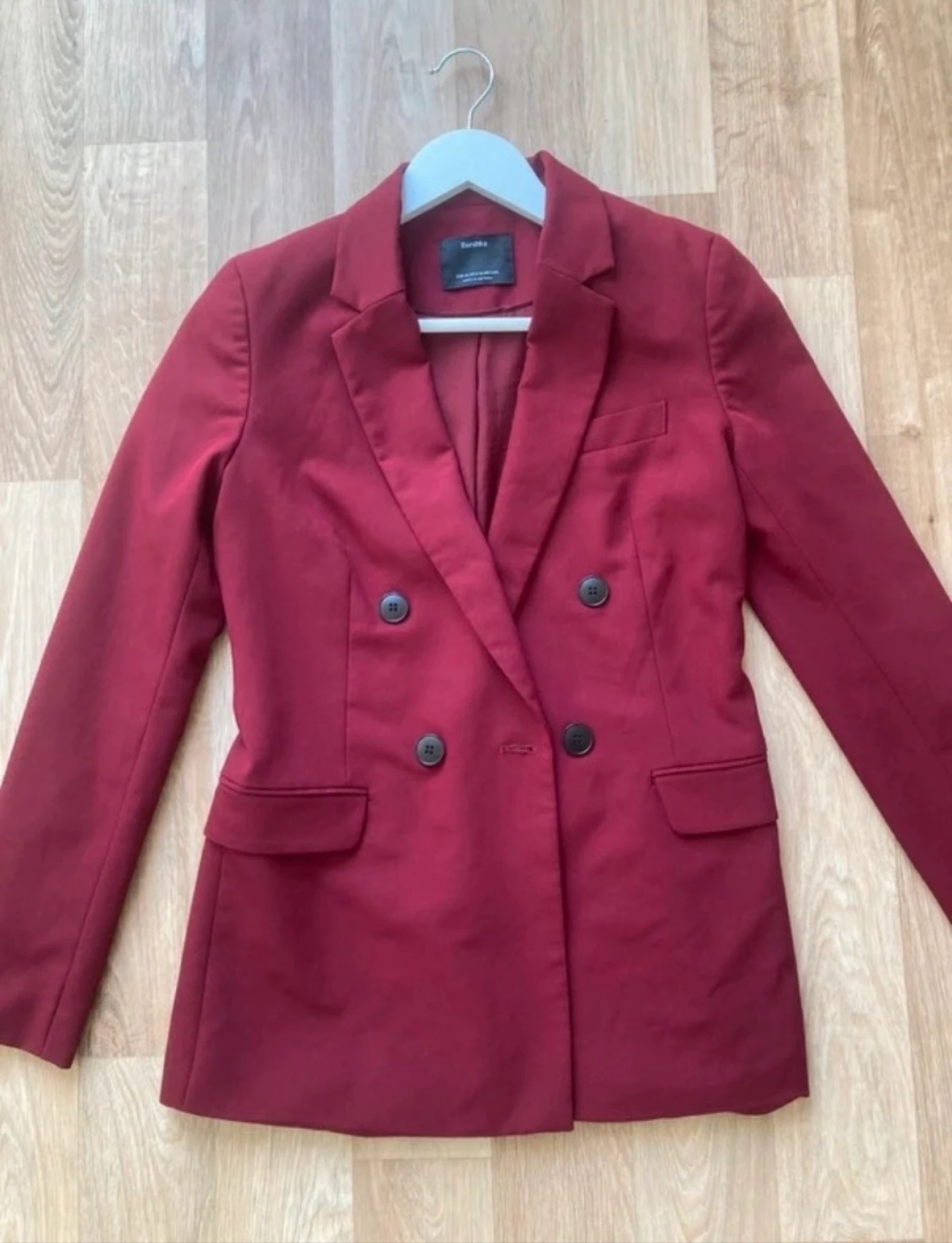 Blazer bordeaux Stradivarius 